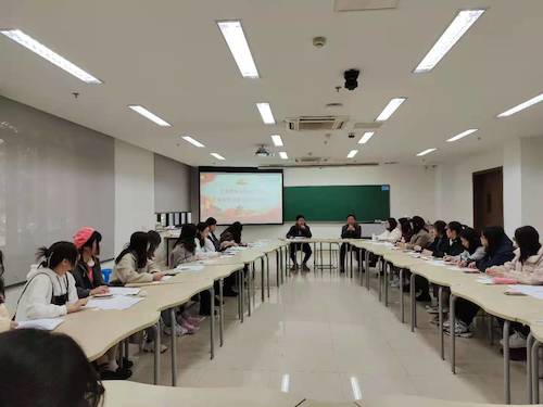 22b83cd0fd80c34237a2811ff8f7f87